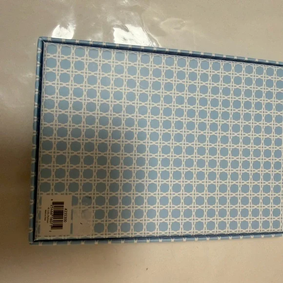 Lilly Pulitzer Green Palm Tree Keychain with Gold Accents - Picture 3 of 3